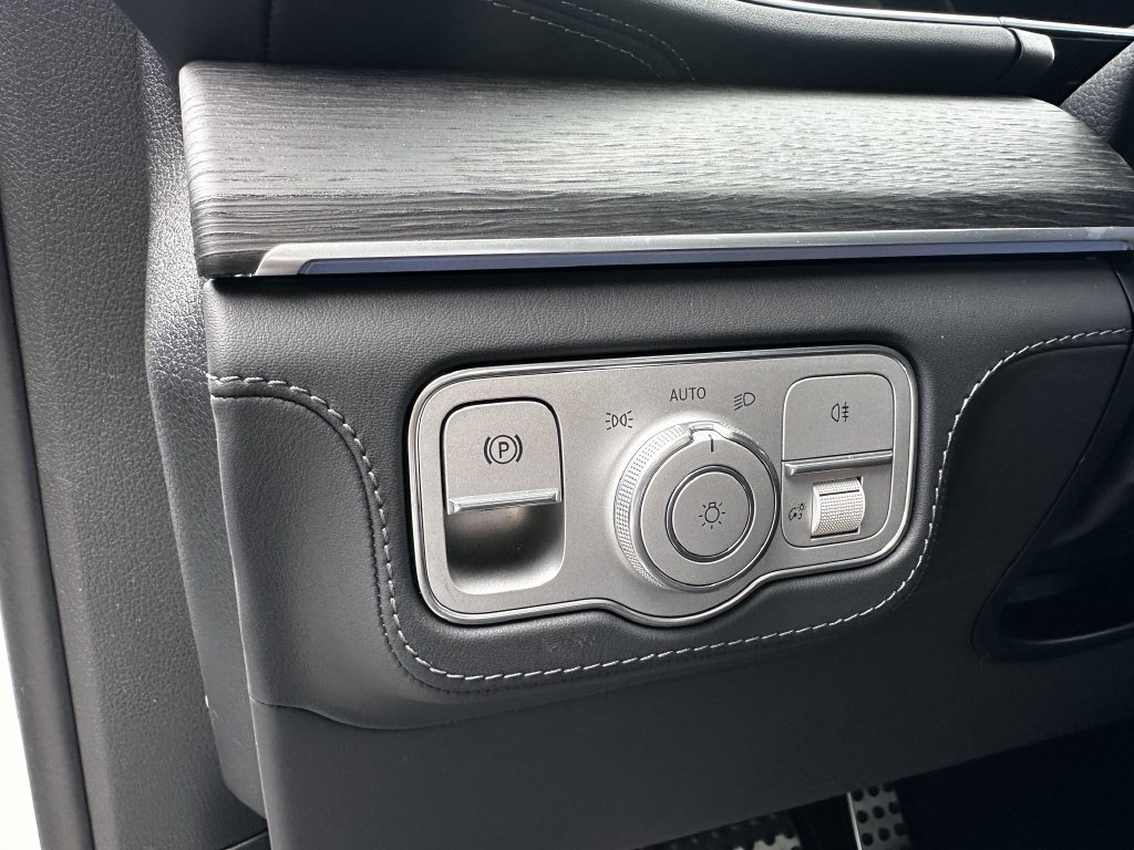 New 2026 Mercedes-Benz GLS 63 AMG 4MATIC image 34