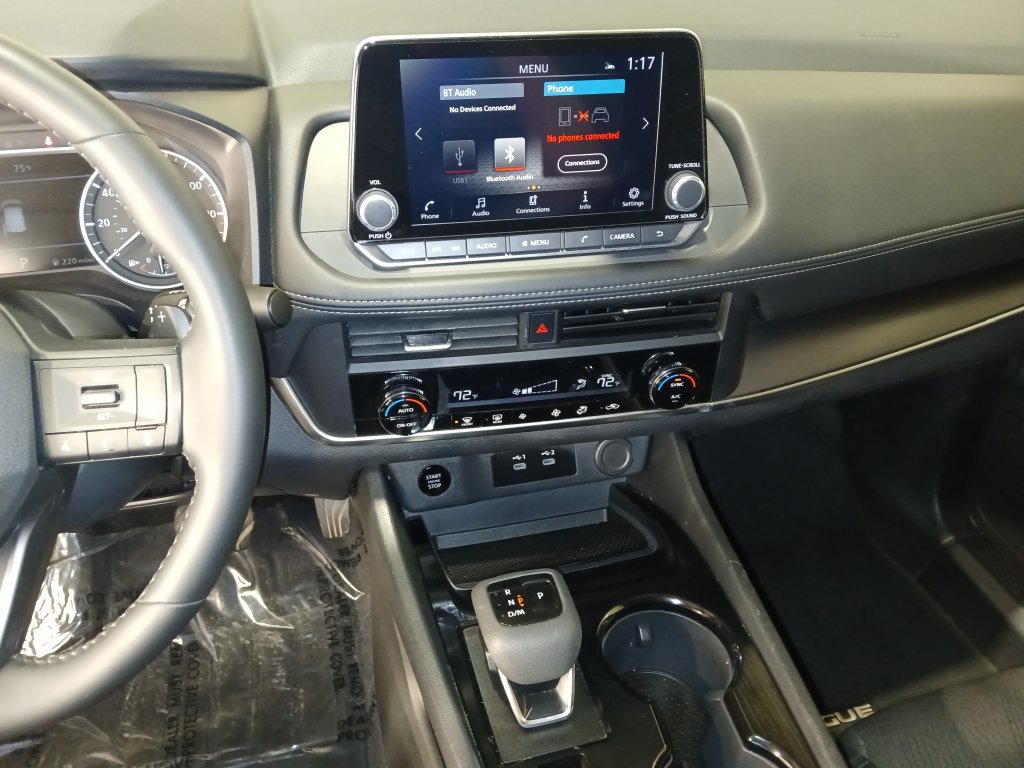 Used 2026 Nissan Rogue SV AWD/4WD image 18