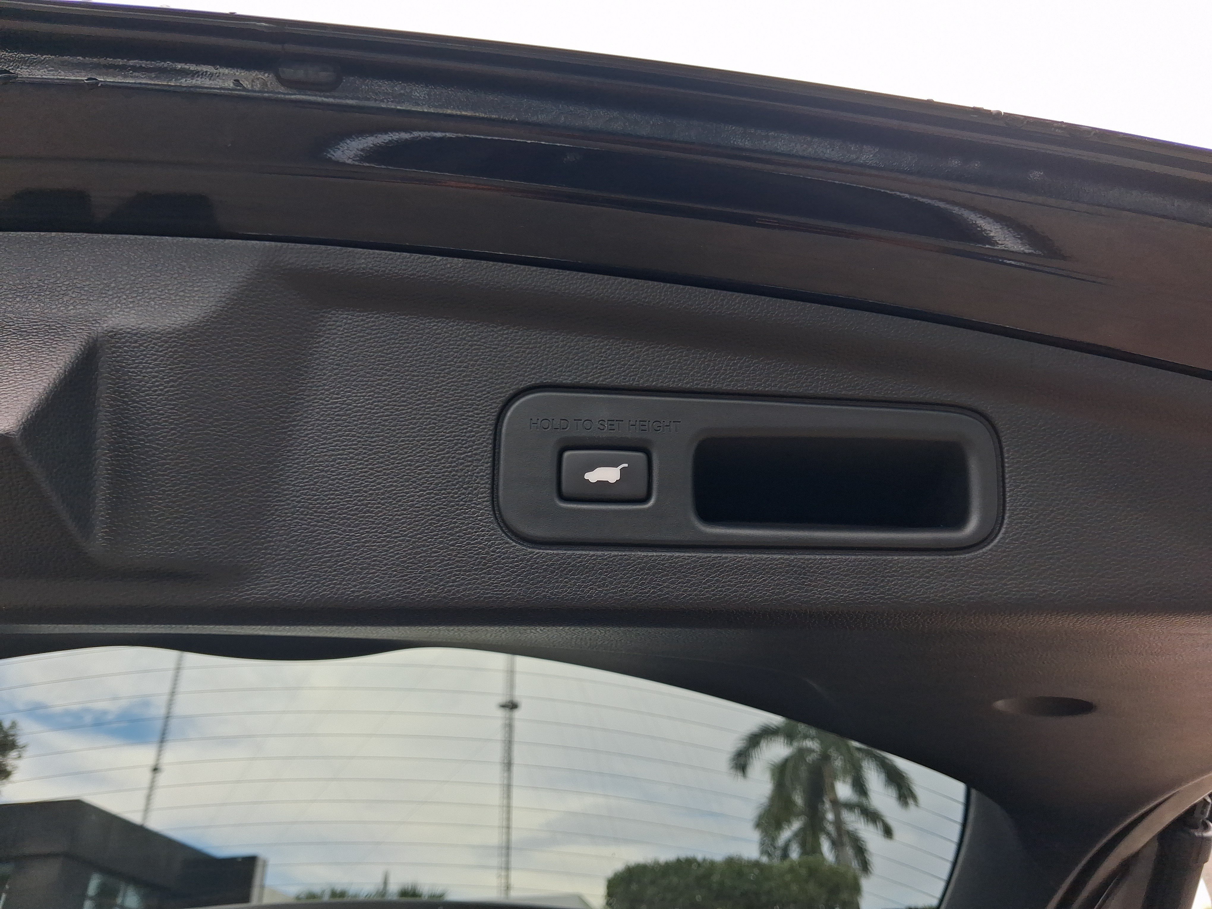 Used 2024 Acura MDX w/ Technology Package FWD image 6