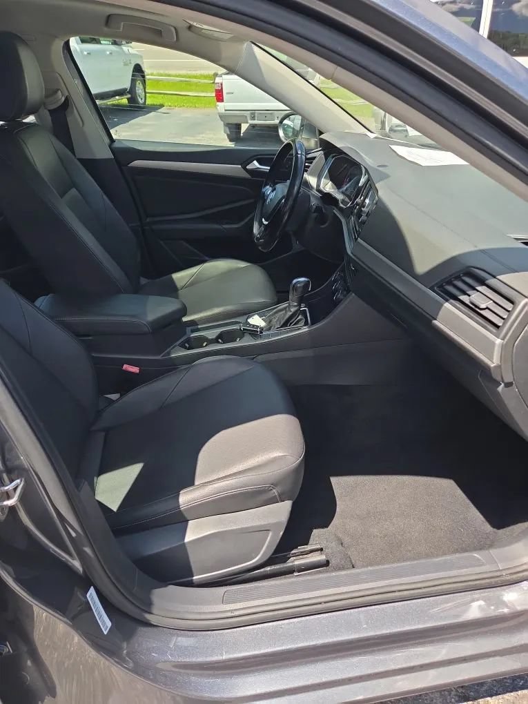 Used 2019 Volkswagen Jetta SE FWD image 7