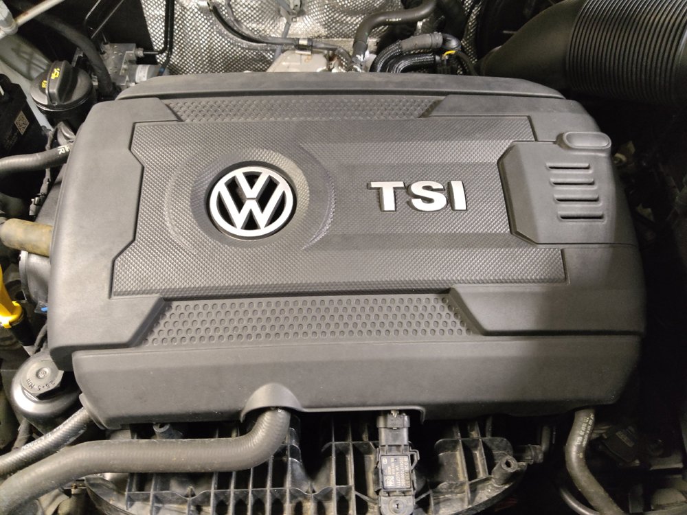 Used 2023 Volkswagen Atlas Cross Sport SE FWD image 30