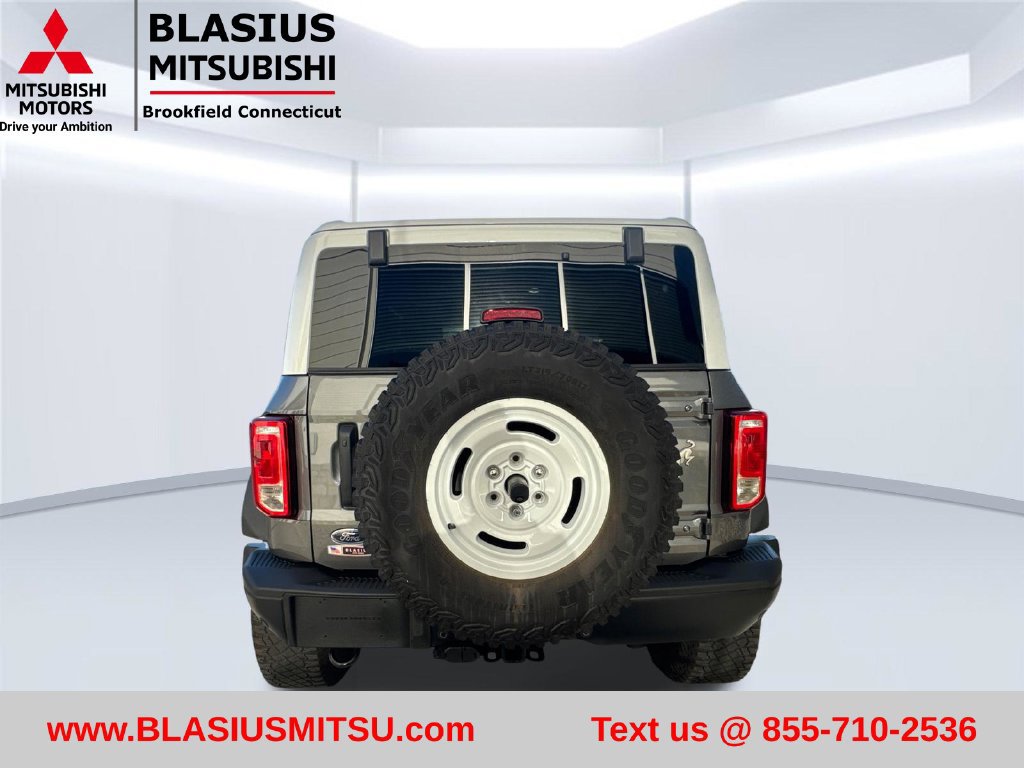 Used 2023 Ford Bronco Heritage Edition AWD/4WD image 9