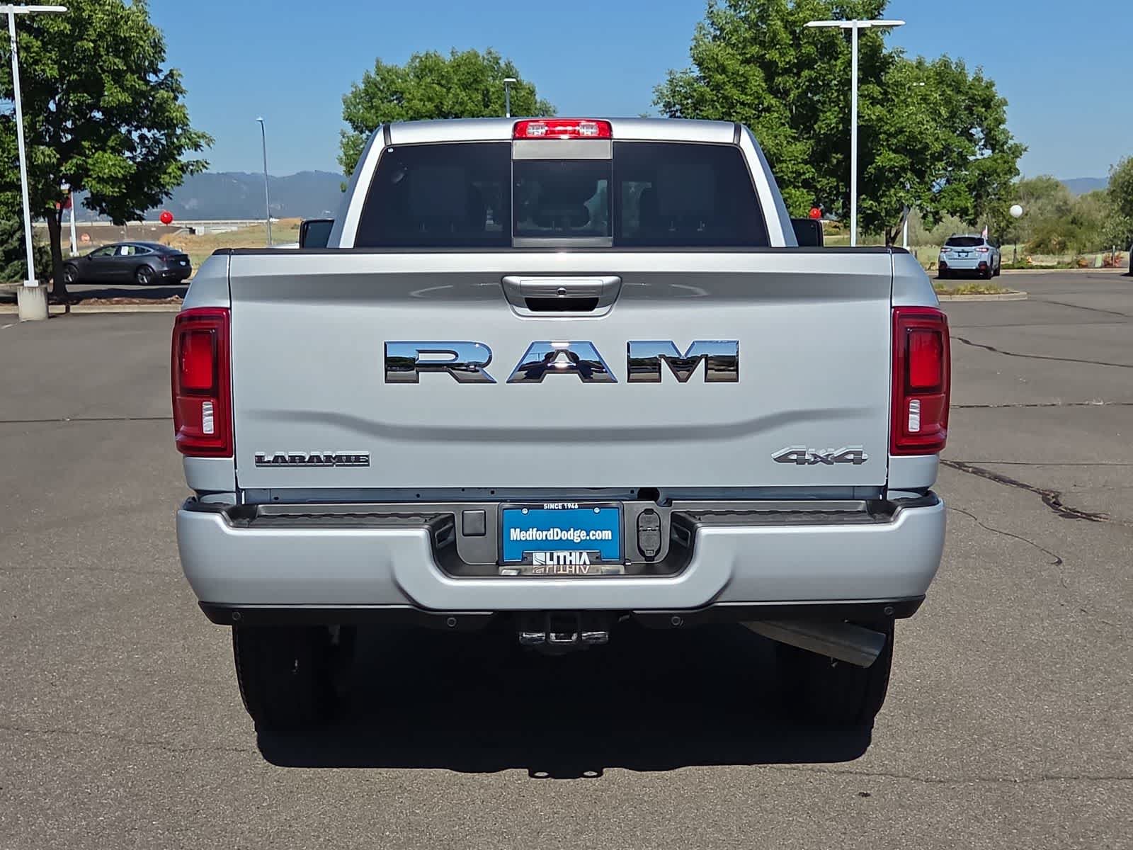 Used 2026 RAM 2500 Laramie AWD/4WD image 13