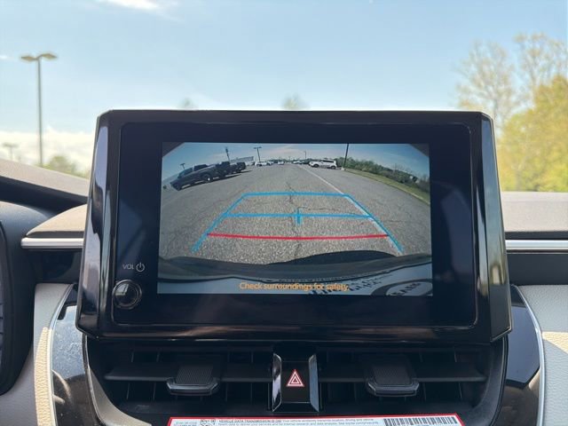 Used 2025 Toyota Corolla LE FWD image 18