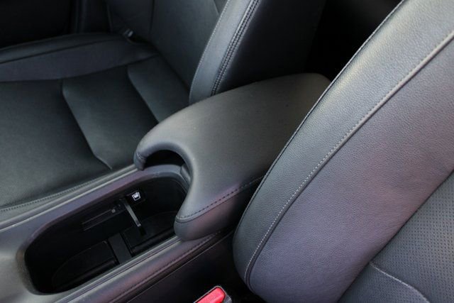 Used 2020 Honda HR-V Touring image 29