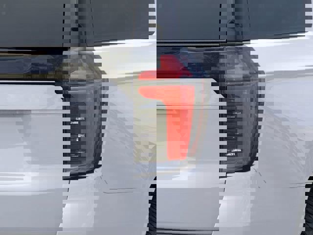 New 2026 Chevrolet Suburban LS image 11