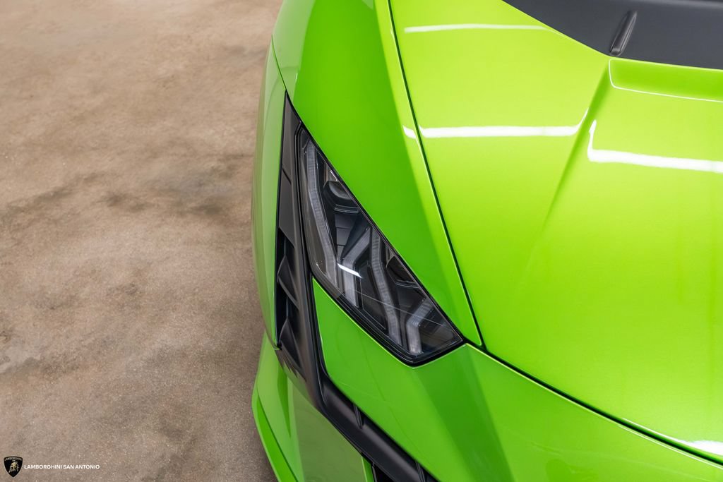 Used 2024 Lamborghini Huracan Tecnica RWD image 15