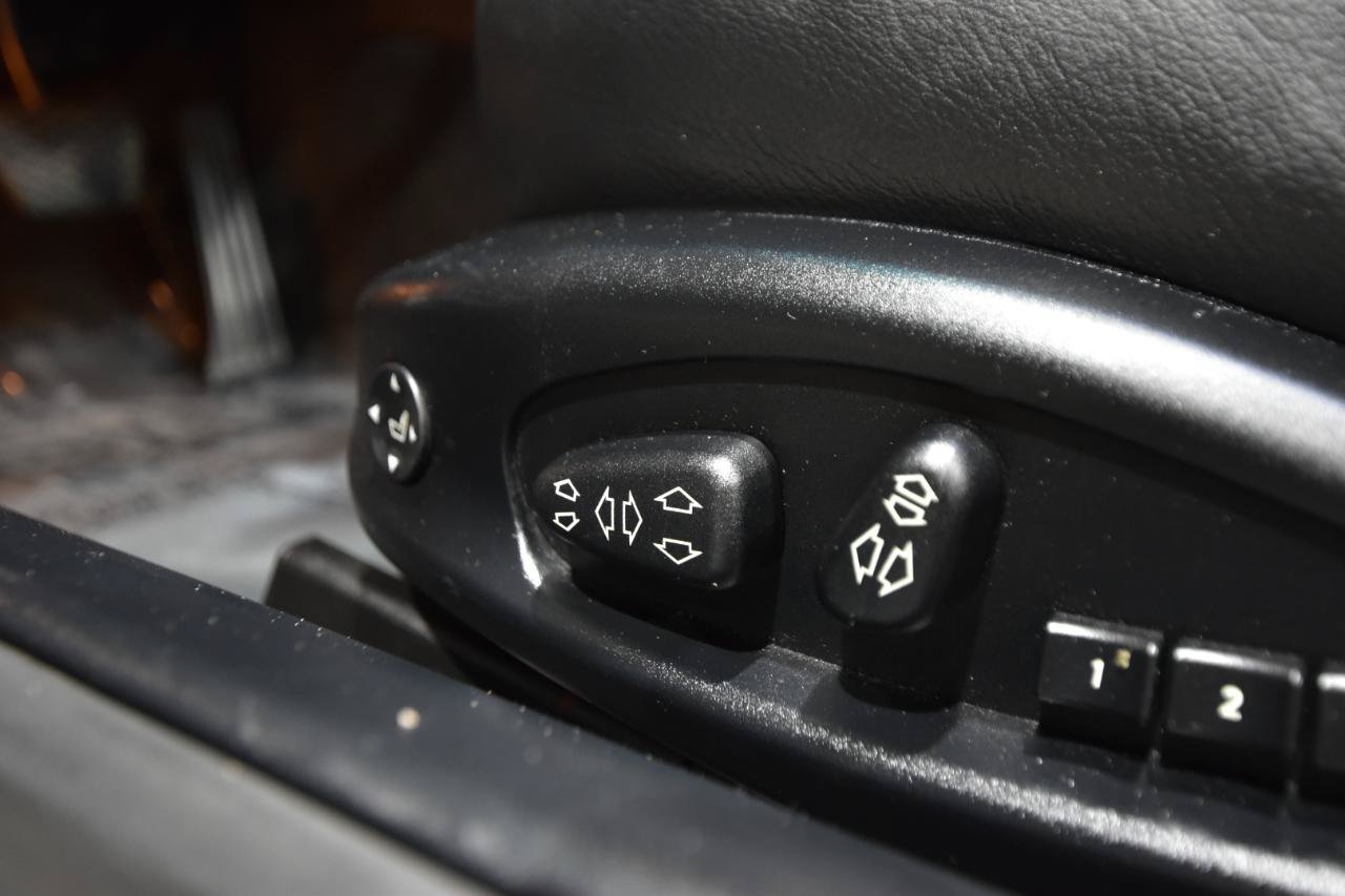 Used 2006 BMW 325Ci Convertible RWD image 18