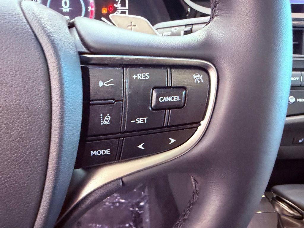 Certified 2024 Lexus ES 350 w/ Premium Package FWD image 21