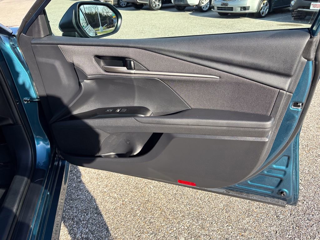 Certified 2025 Toyota Camry LE image 40