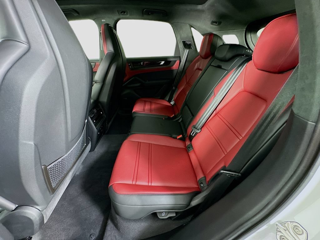 New 2026 Porsche Cayenne GTS AWD/4WD image 24