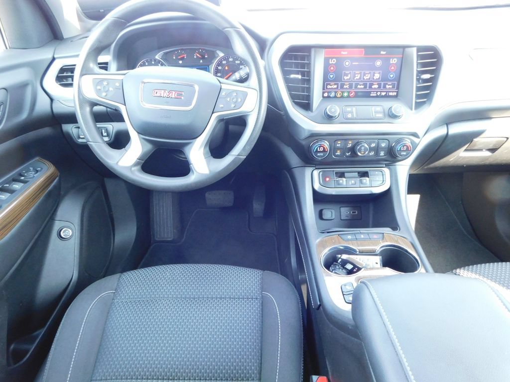 Used 2023 GMC Acadia SLE w/ Driver Convenience Package FWD image 16