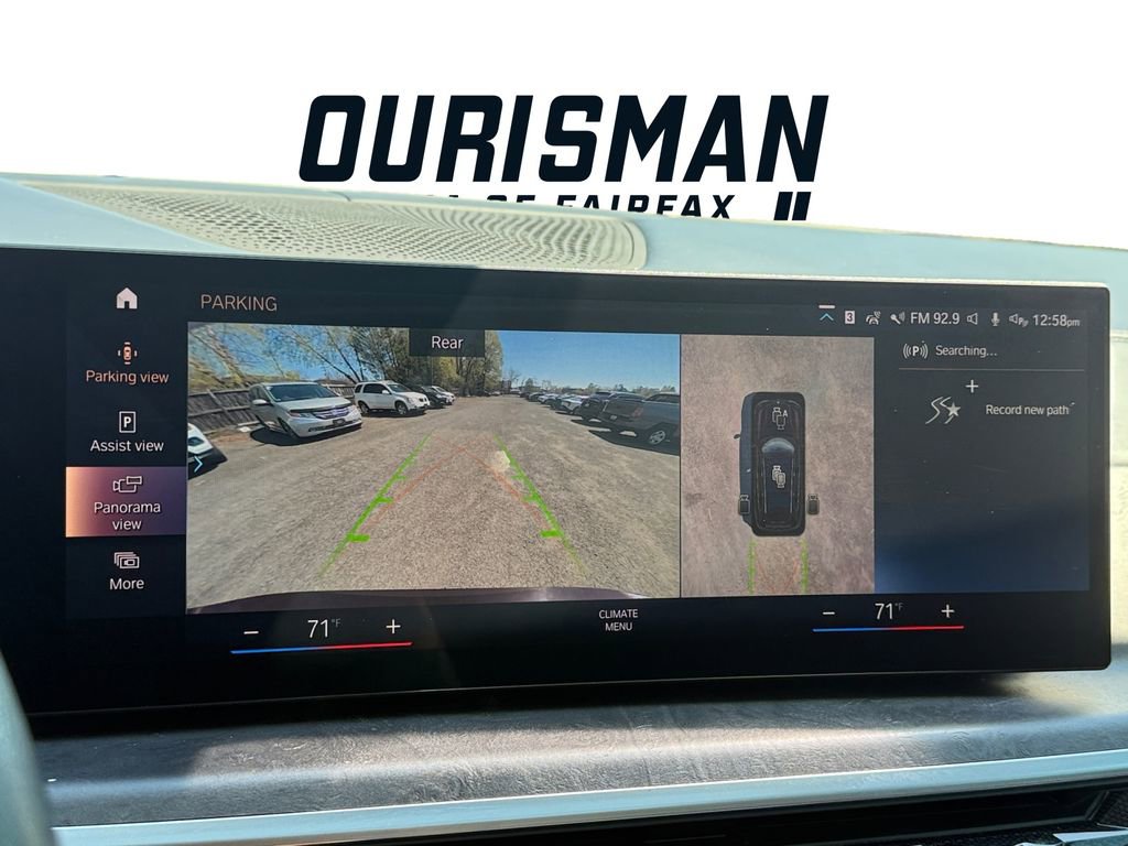 Used 2023 BMW X7 xDrive40i w/ Executive Package image 19