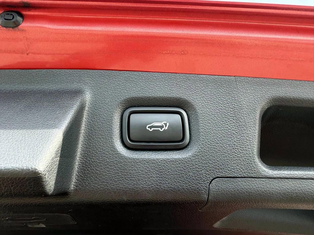 Certified 2023 Hyundai Santa Fe SEL image 10