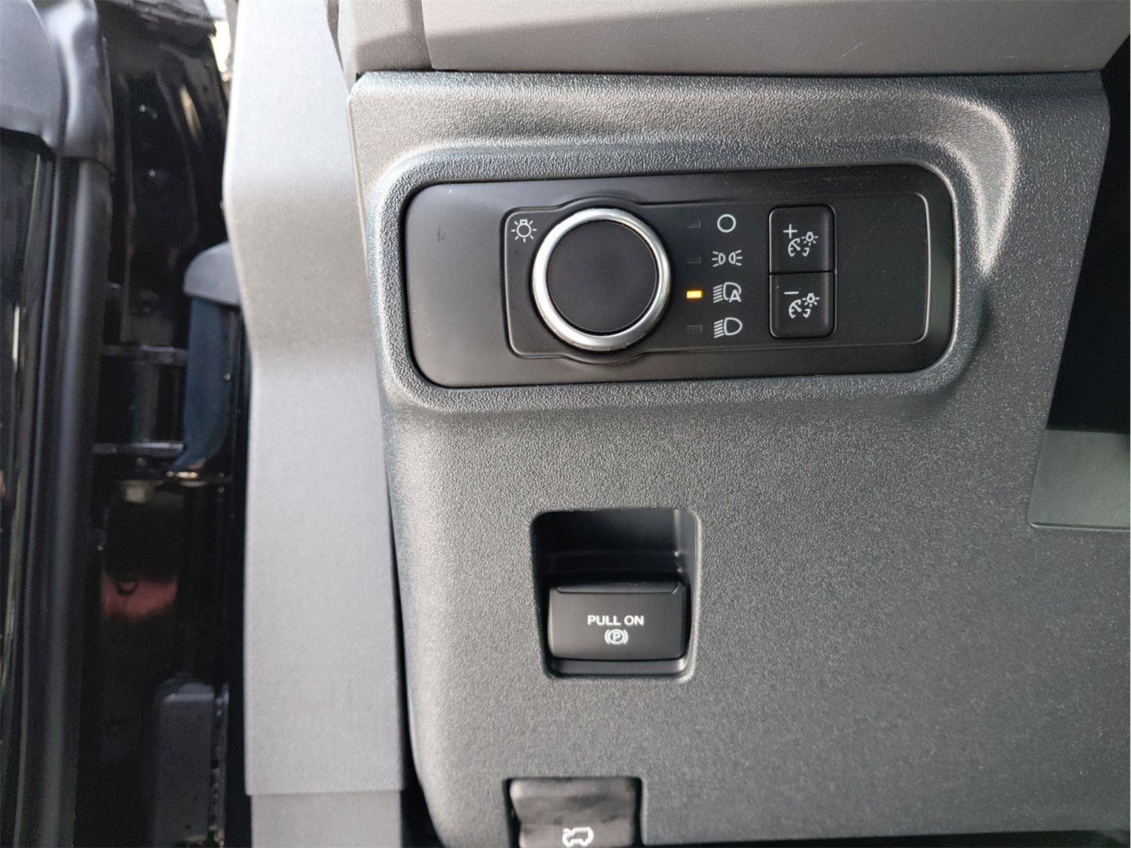 Used 2025 Ford Bronco Big Bend image 35