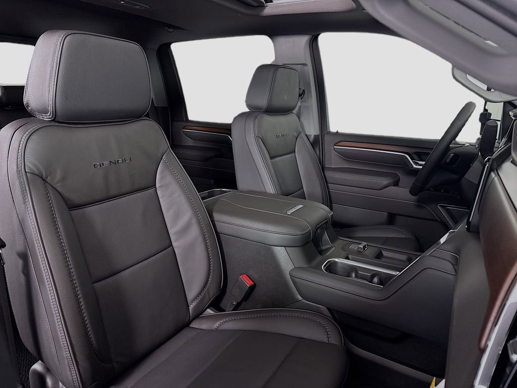 New 2026 GMC Sierra 3500 Denali w/ Denali Reserve Package image 29