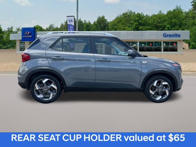Certified 2022 Hyundai Venue SEL image 8