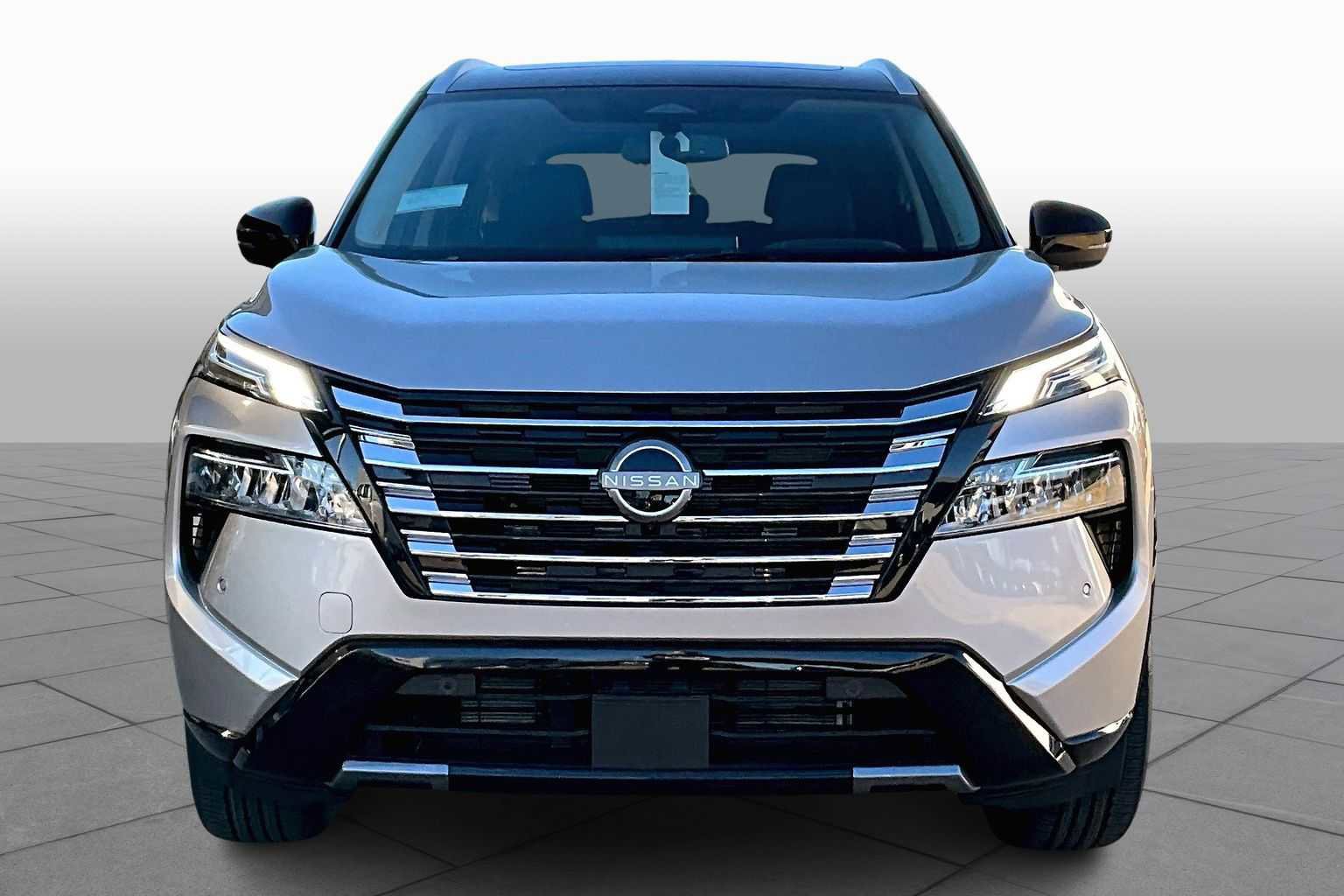 New 2026 Nissan Rogue Platinum image 3