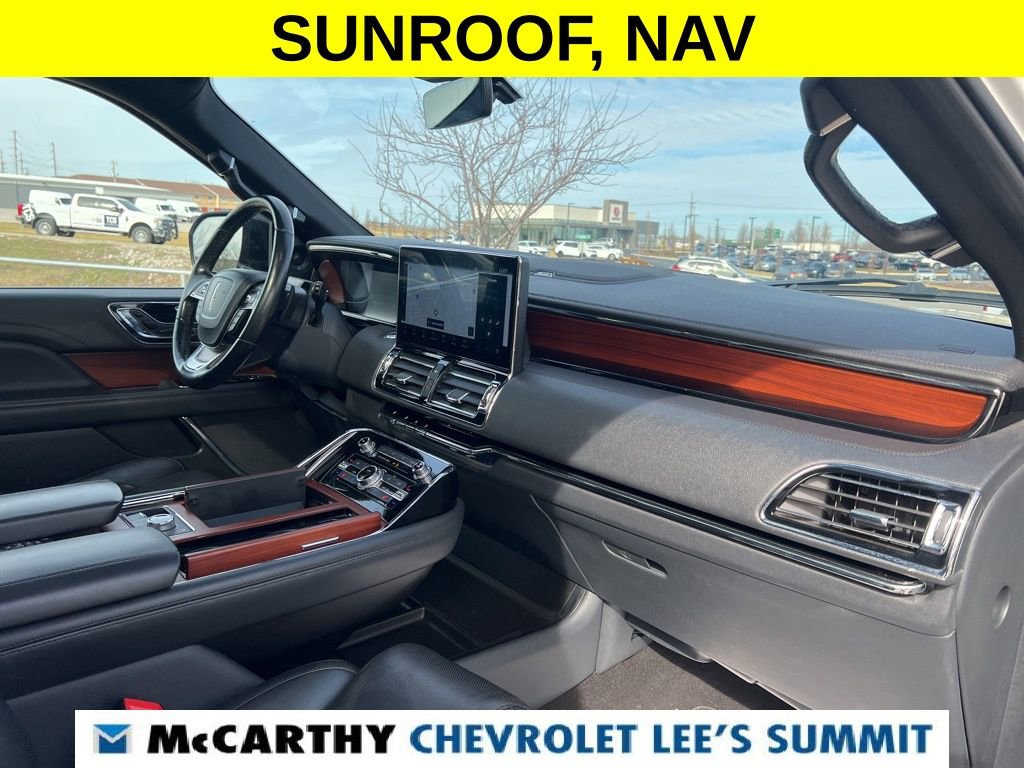 Used 2023 Lincoln Navigator Reserve image 34