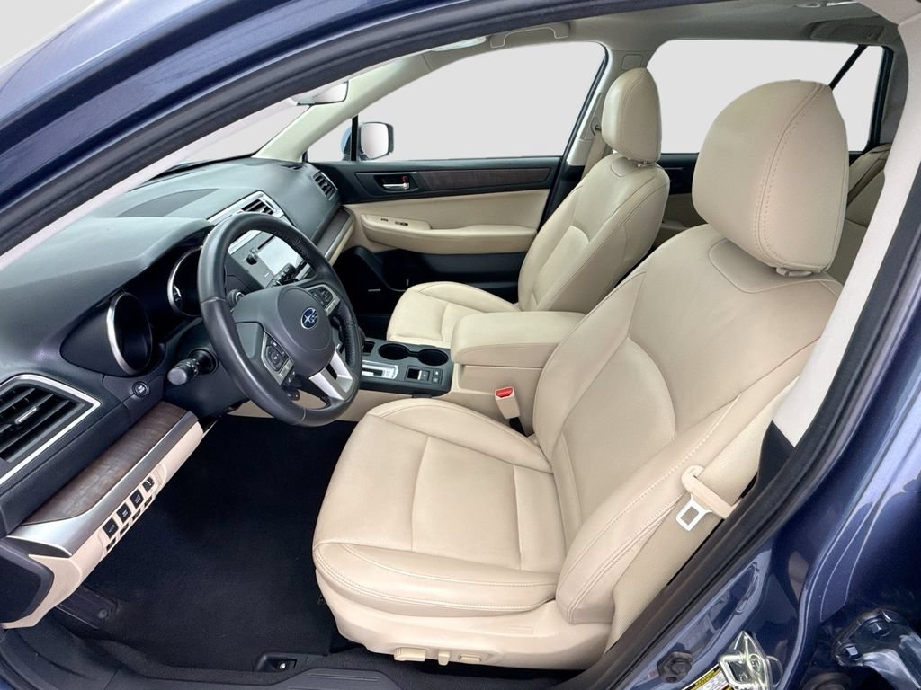 Used 2017 Subaru Outback 2.5i Limited AWD/4WD image 18