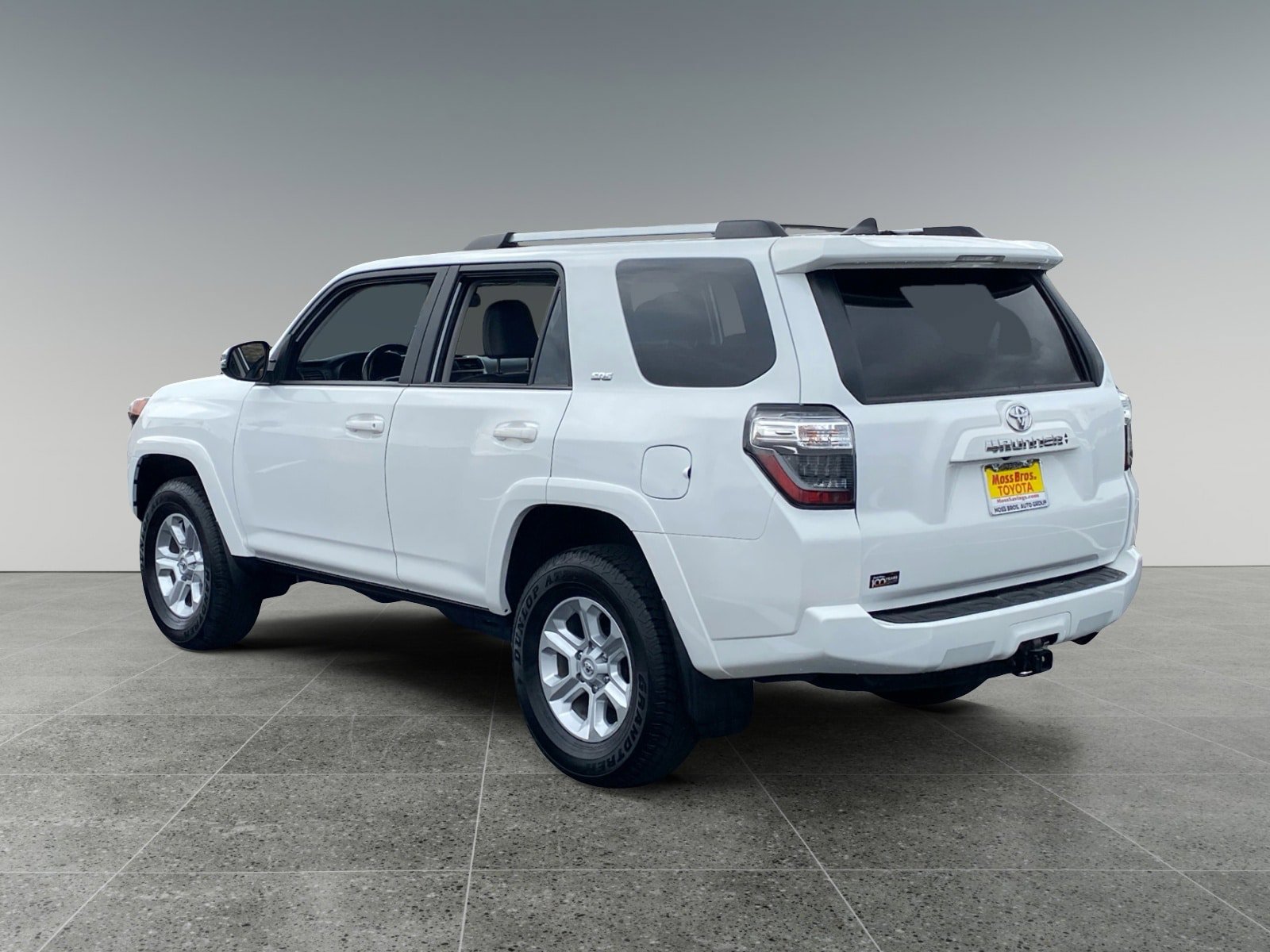 Certified 2024 Toyota 4Runner SR5 Premium w/ Moonroof Package AWD/4WD image 3