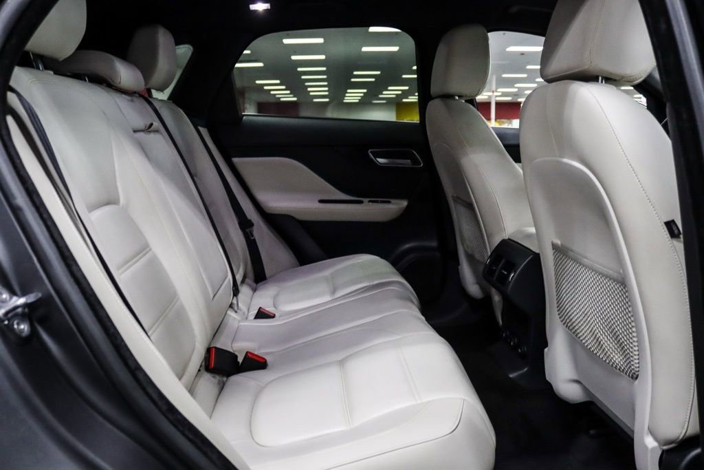 Used 2018 Jaguar F-PACE Prestige AWD/4WD image 32