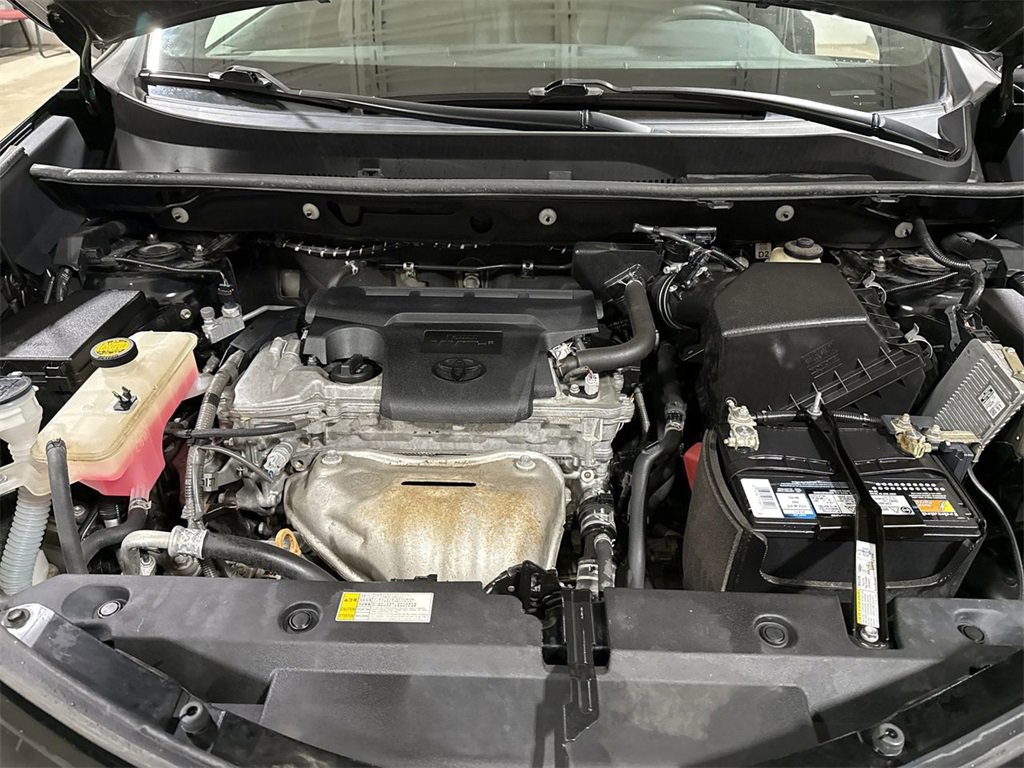 Used 2018 Toyota RAV4 SE w/ Power Extra Value Package image 25