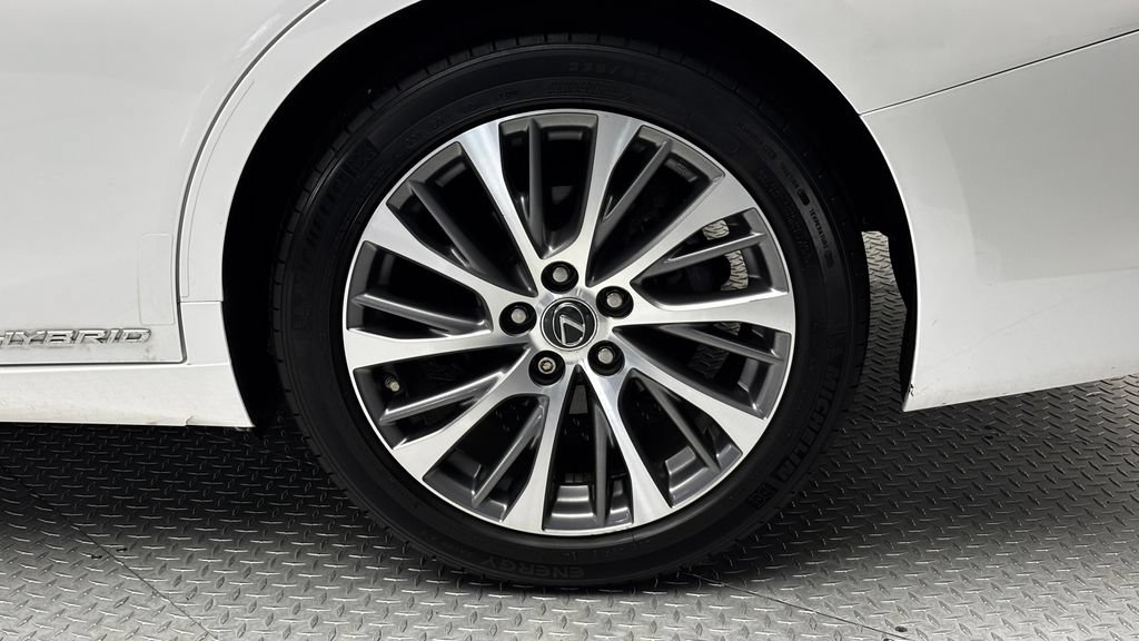 Used 2021 Lexus ES 300h w/ Premium Package FWD image 7
