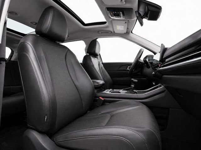 Used 2026 Kia Carnival SX w/ SX Dark Edition Package FWD image 31