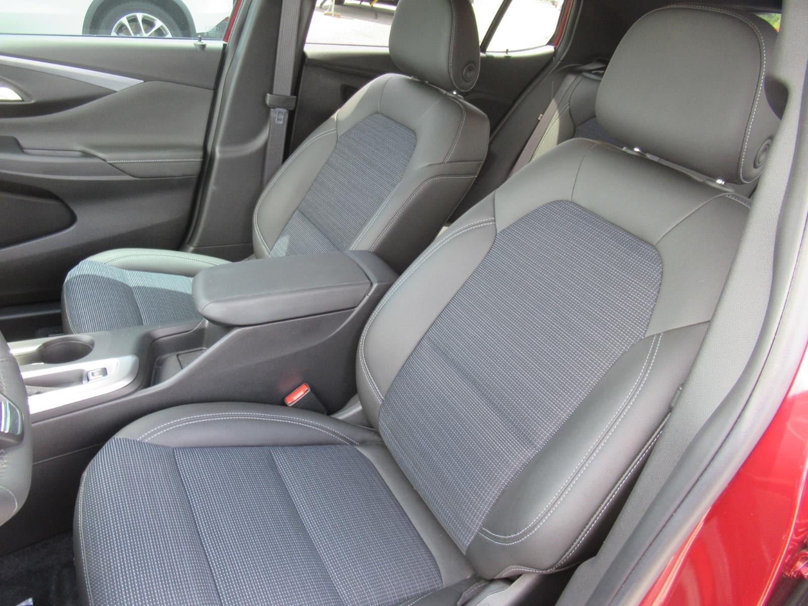 Used 2024 Buick Envista Preferred w/ Convenience I Package FWD image 18