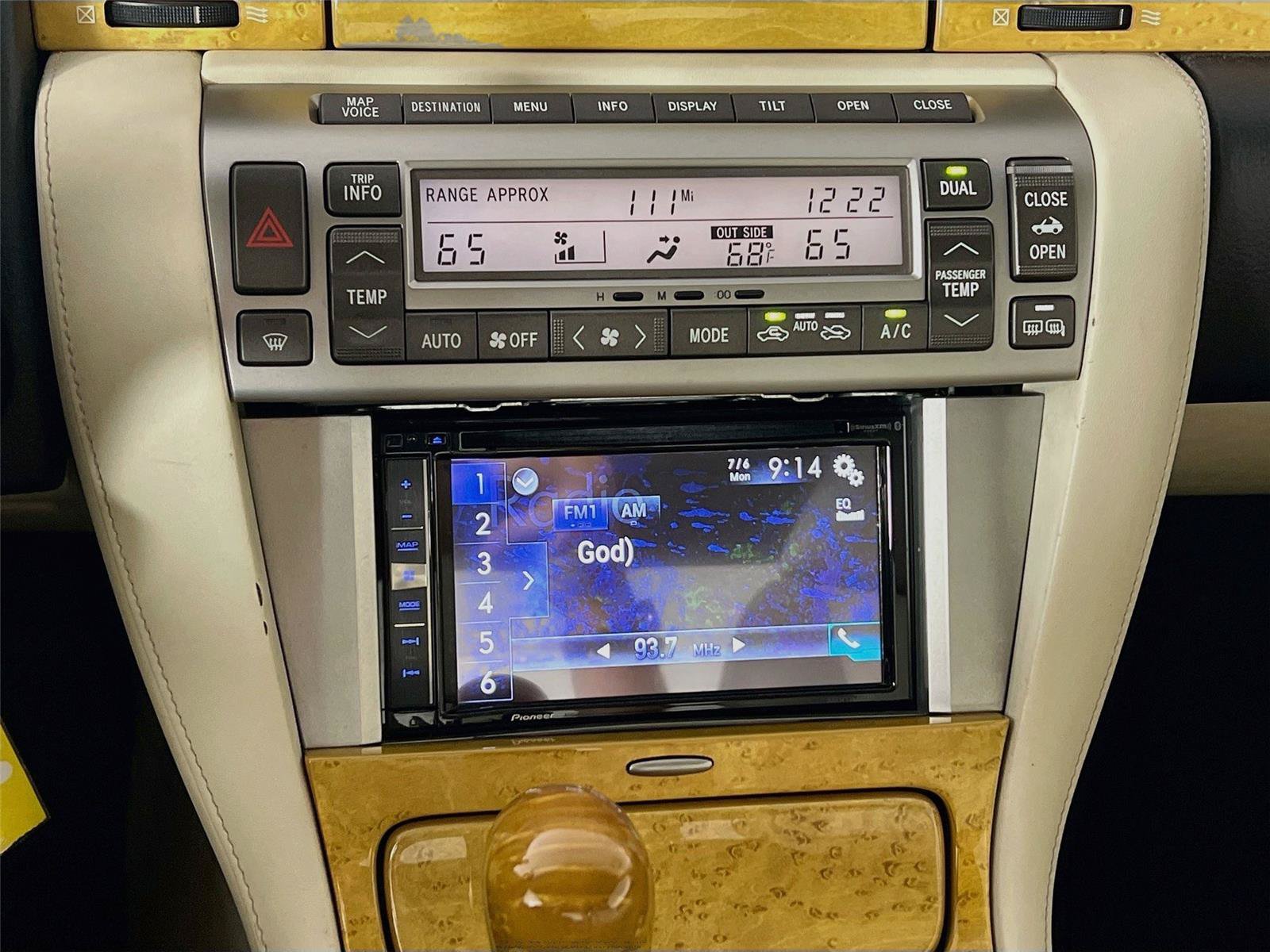 Used 2002 Lexus SC 430 Convertible RWD image 15