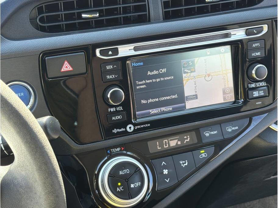 Used 2015 Toyota Prius C Three image 10