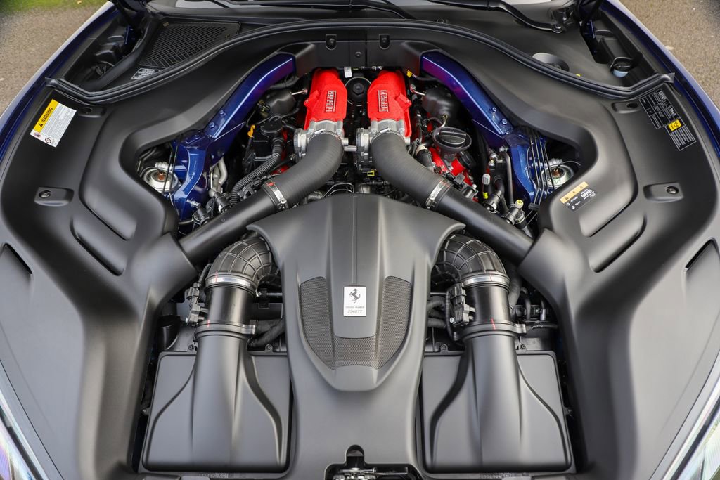 Certified 2023 Ferrari Portofino M image 12