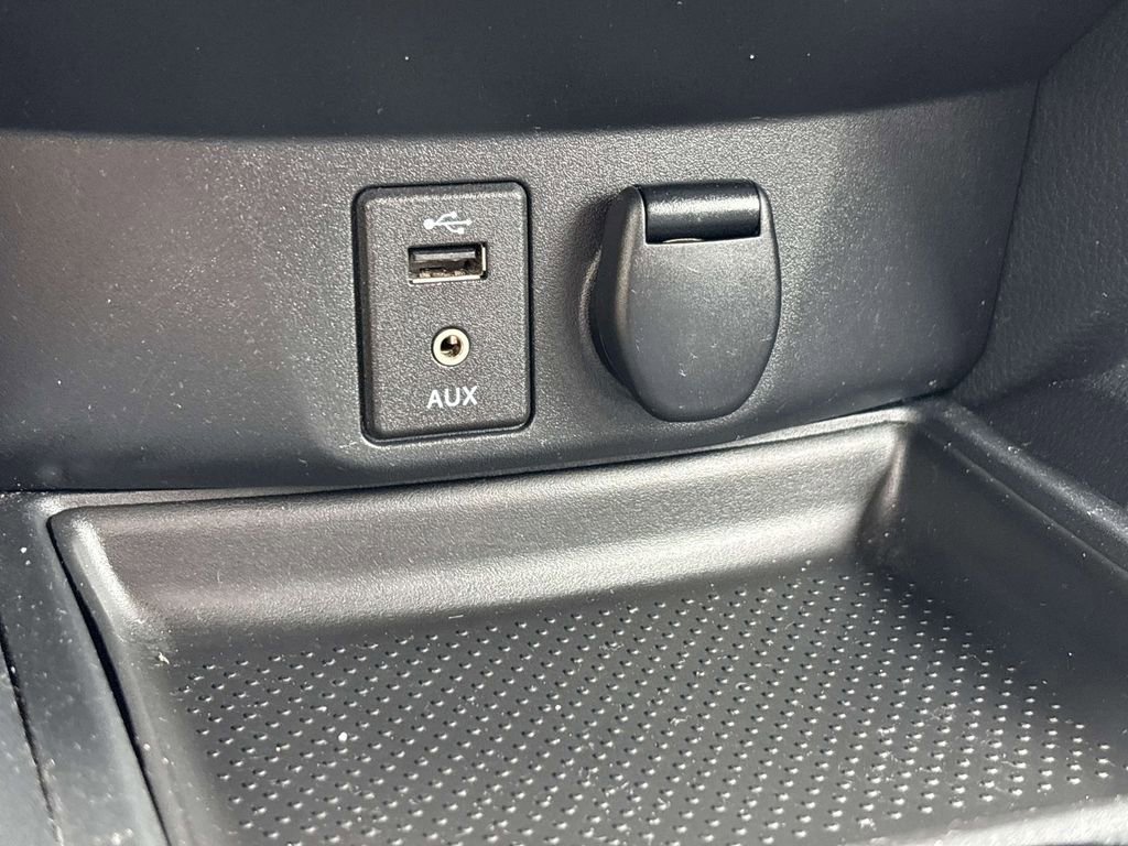 Used 2016 Nissan Rogue SL image 26