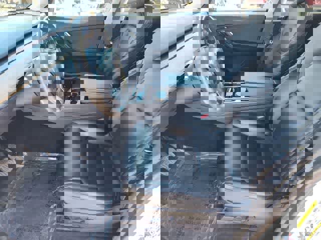 Used 2020 Tesla Model Y Long Range image 11