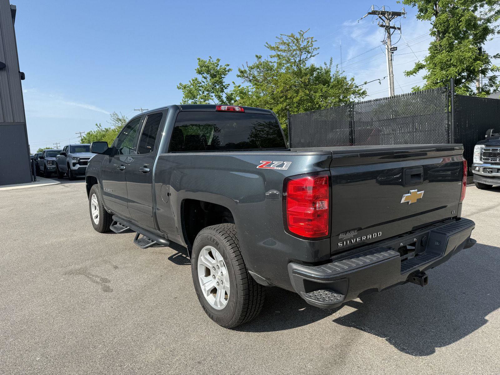 Used 2017 Chevrolet Silverado 1500 LT w/ All Star Edition AWD/4WD image 5