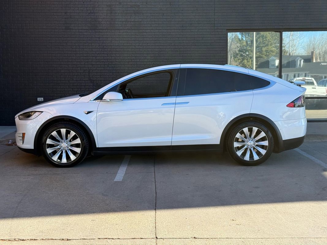 Used 2020 Tesla Model X Long Range image 24