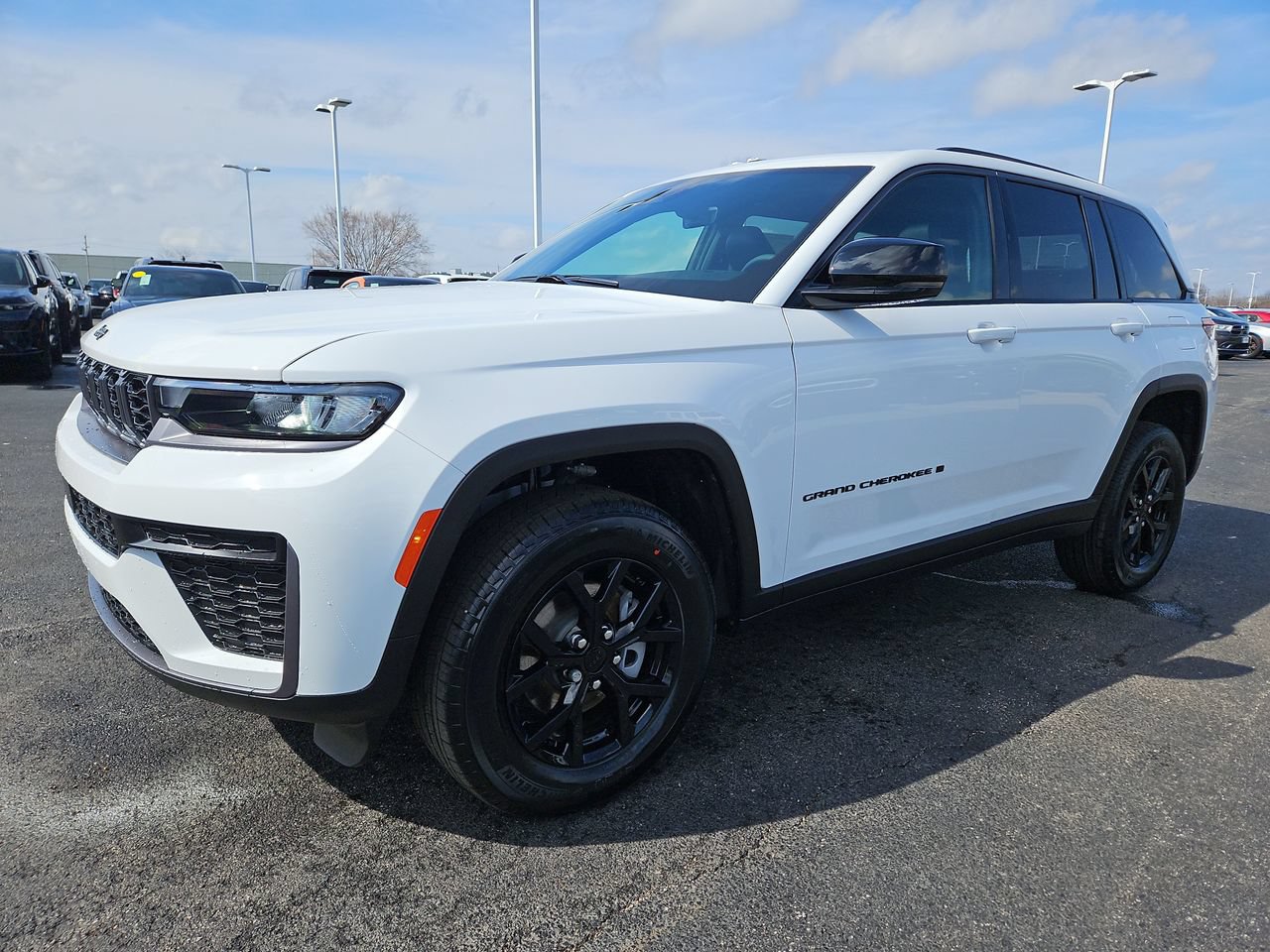 New 2026 Jeep Grand Cherokee Altitude AWD/4WD image 3