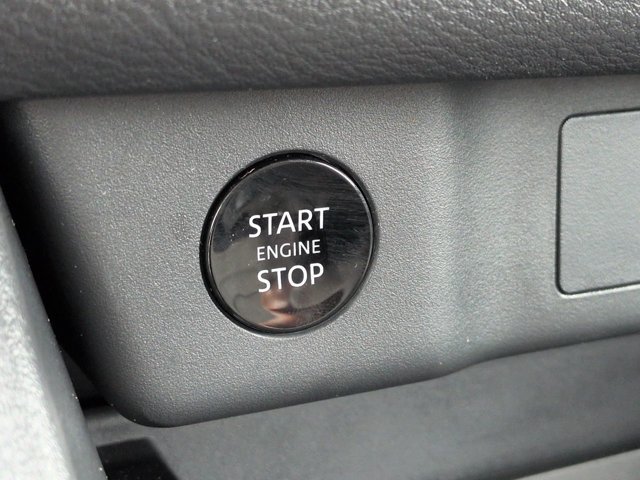 Certified 2026 Nissan Rogue SV FWD image 26