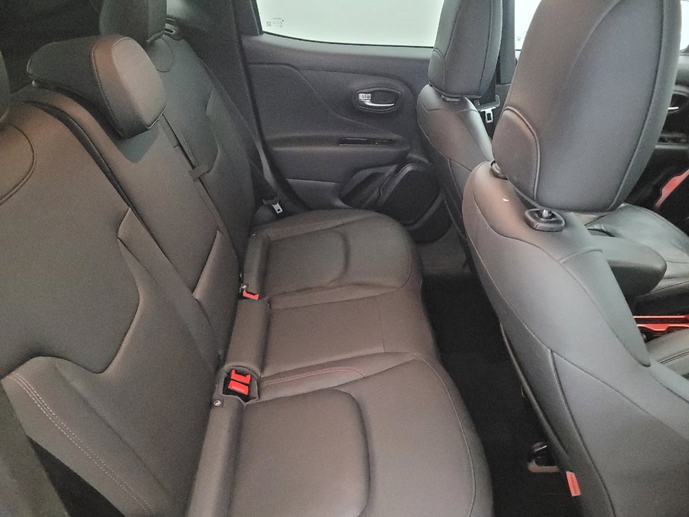 Used 2021 Jeep Renegade Trailhawk image 19