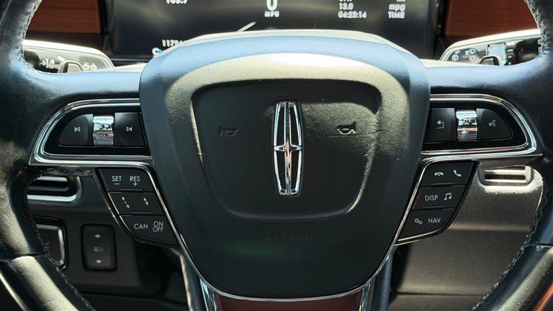 Used 2020 Lincoln Navigator Reserve AWD/4WD image 31