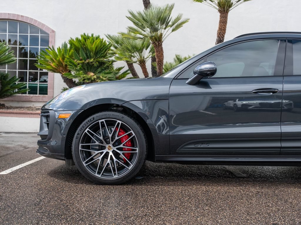 Used 2024 Porsche Macan GTS AWD/4WD image 5