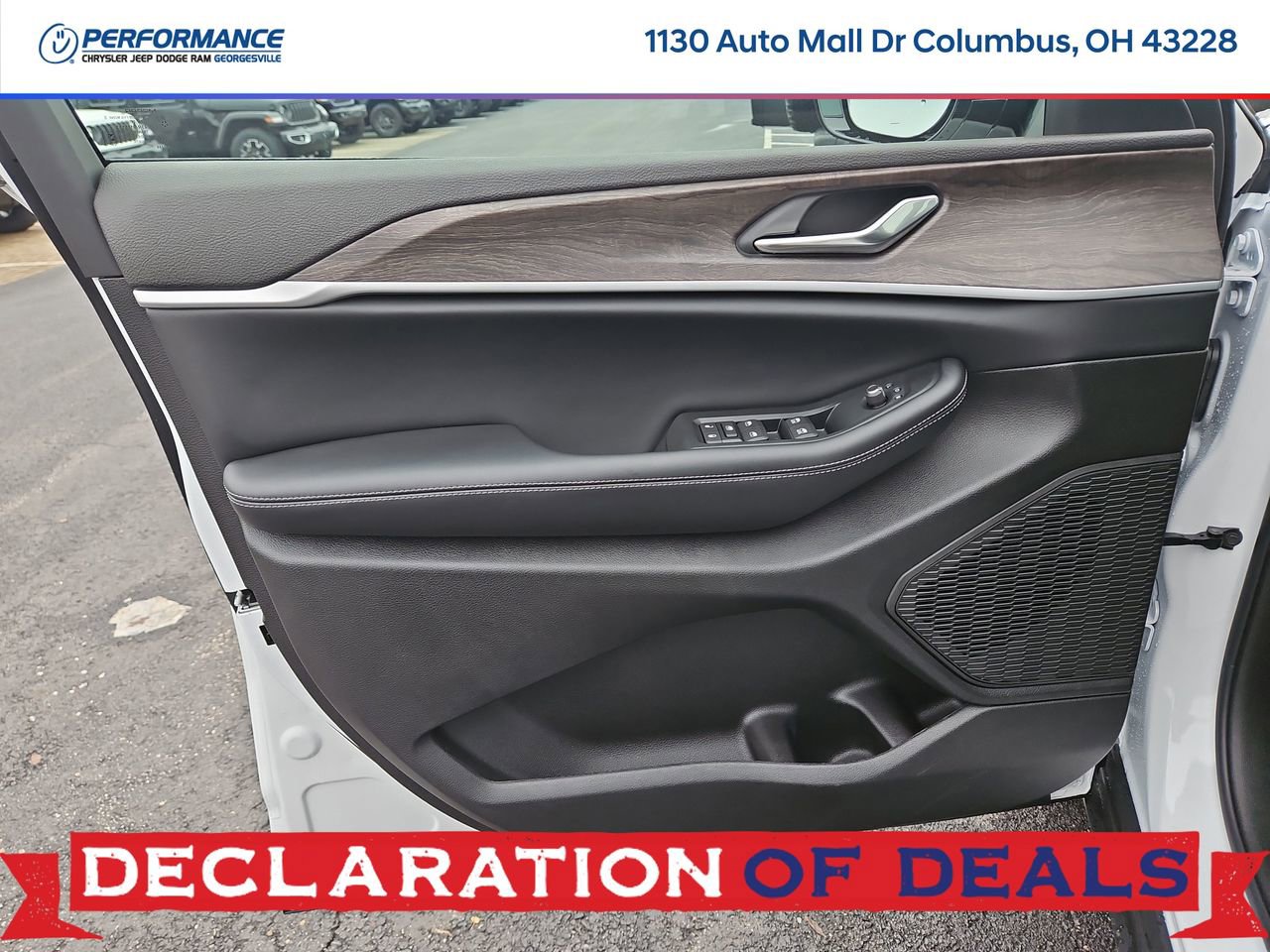 New 2026 Jeep Grand Cherokee Laredo image 18