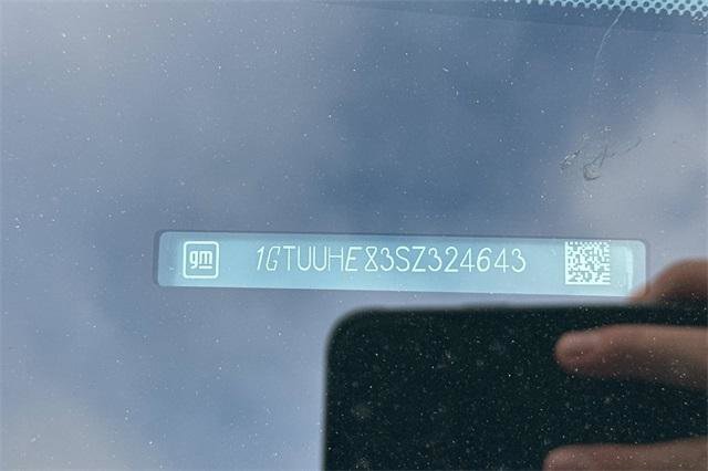 Used 2025 GMC Sierra 1500 Denali Ultimate image 3