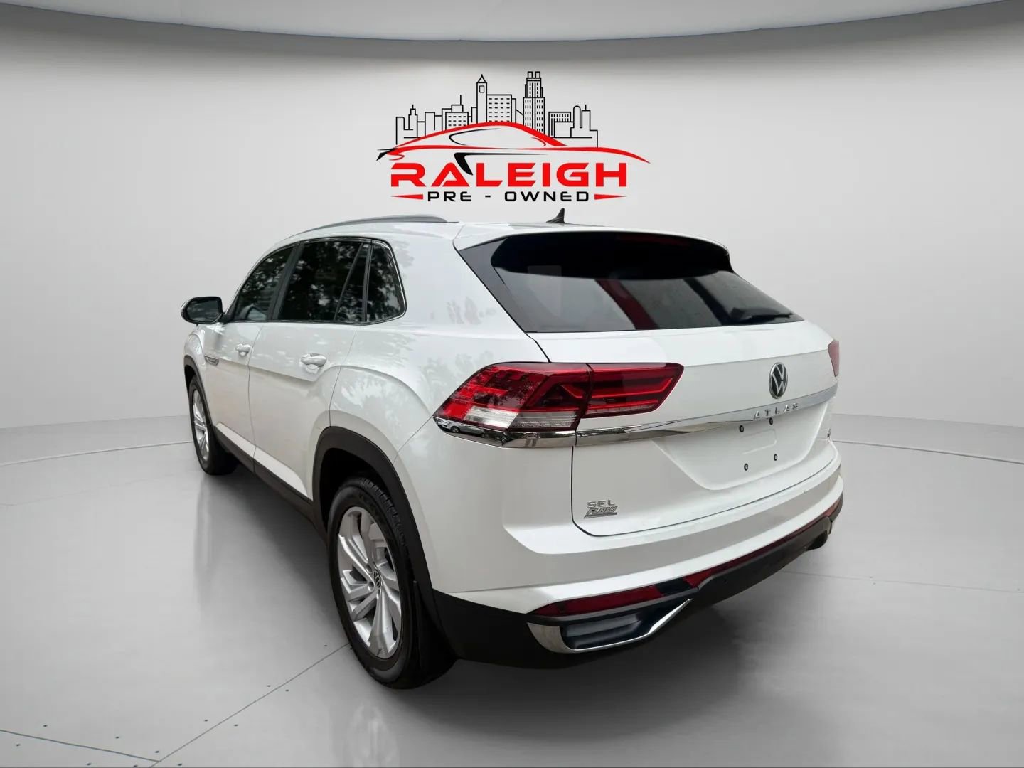 Used 2021 Volkswagen Atlas Cross Sport SEL image 5