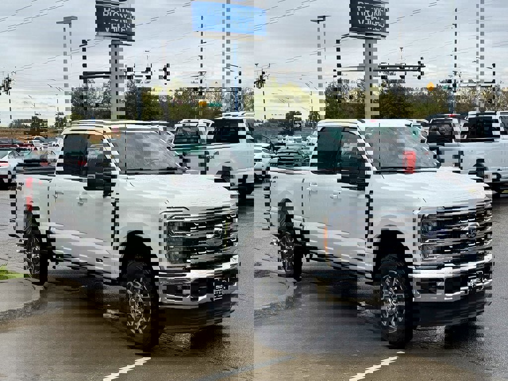 New 2026 Ford F350 Lariat image 6