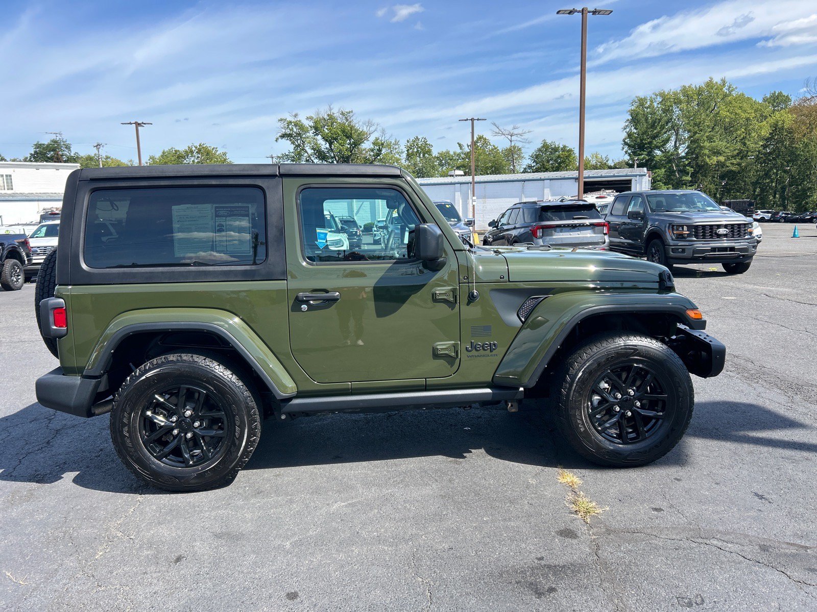 Used 2023 Jeep Wrangler Sport AWD/4WD image 12