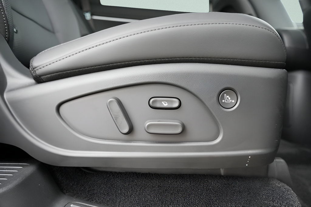 Used 2026 Hyundai Palisade Calligraphy AWD/4WD image 19