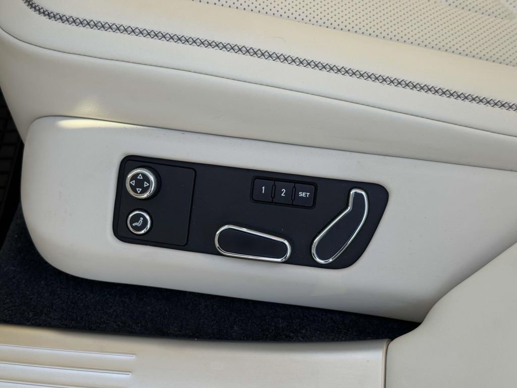 Used 2017 Bentley Flying Spur S V8 image 17