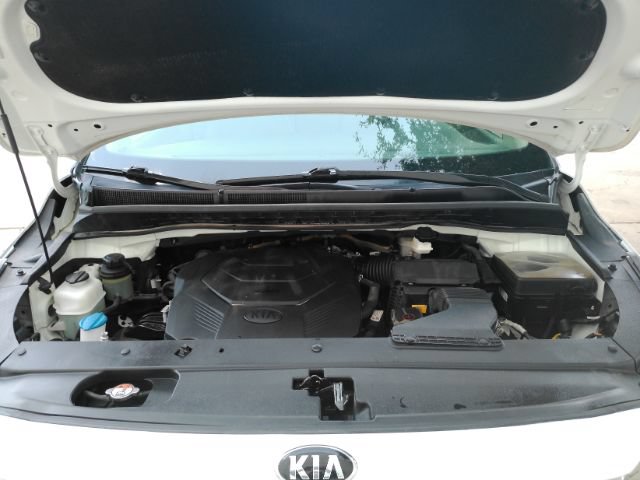Used 2021 Kia Sedona LX FWD image 59